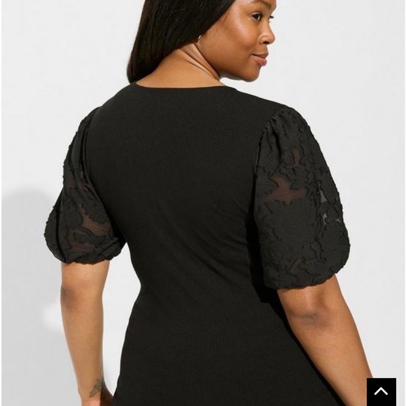 adorable top worn once - Picture 3 of 8